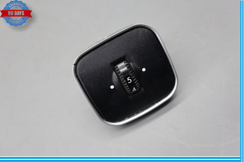 Load image into Gallery viewer, 03-06 Mercedes R230 SL500 SL55 AMG Front Lumbar Control Switch 2208000878 Oem
