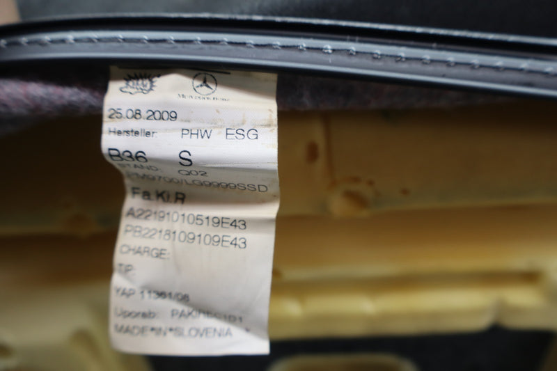 Load image into Gallery viewer, 10-13 Mercedes S400 S550 Front Right Passenger Side Lower Seat Cushion Oem
