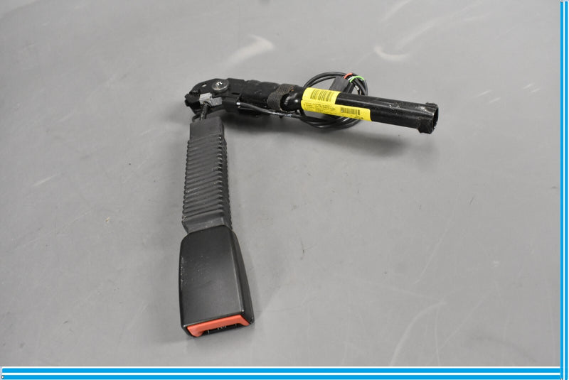Load image into Gallery viewer, 09-15 Jaguar XF XFR Front Right Passenger Side Seat Belt Seatbelt Buckle Oem
