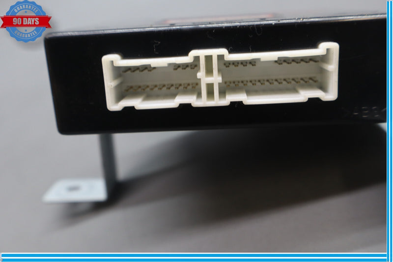 Load image into Gallery viewer, 11-13 Hyundai Equus Rear Parking Assist Control Module Unit 95700-3N000 Oem
