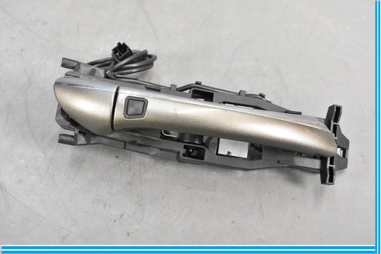 06-11 Mercedes W219 CLS550 Front Right Passenger Exterior Door Lock Handle Oem