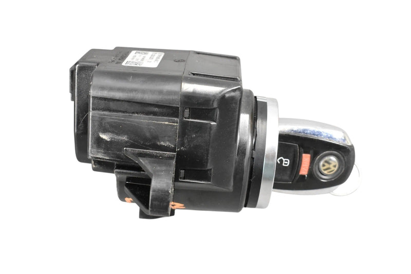 Load image into Gallery viewer, 11-14 Volkswagen VM Touareg Engine Start Ignition Switch W/ key 7P6905843 Oem
