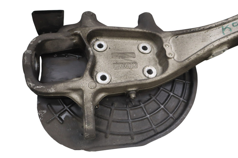 Load image into Gallery viewer, 14-17 Maserati Ghibli Front Right Passenger Spindle Knuckle Hub 670004762 Oem
