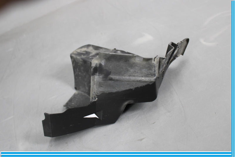 Load image into Gallery viewer, 11-17 Infiniti QX56 QX80 Radiator Seal Bracket Oem

