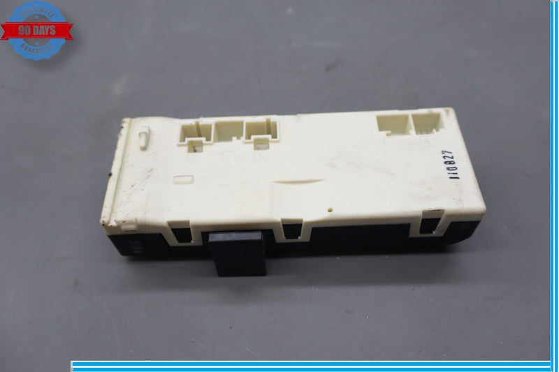 Load image into Gallery viewer, 07-14 Mercedes W221 S400 S550 Trunk Release Remote Open Close Module Oem
