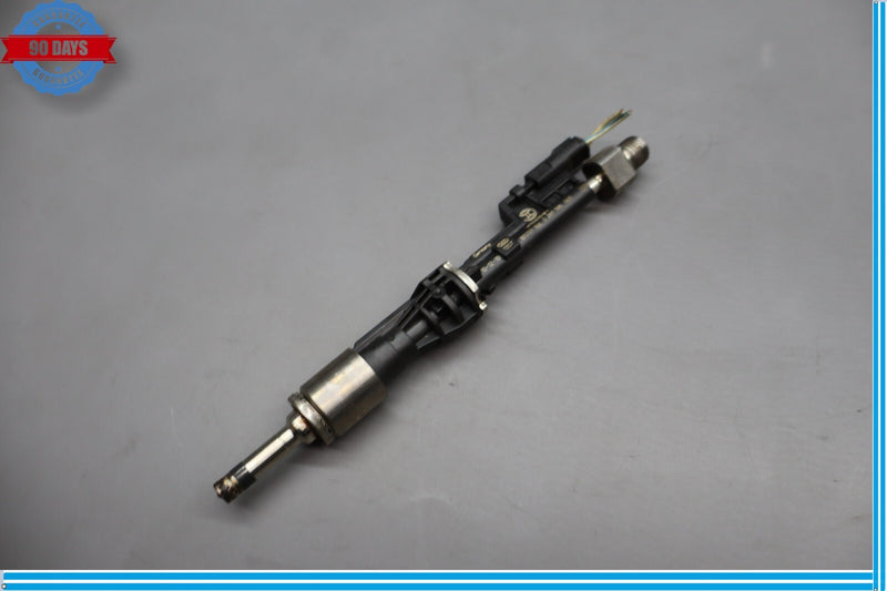 Load image into Gallery viewer, 11-16 BMW 535i xDrive Engine Motor Fuel Injector 0261500109 Oem
