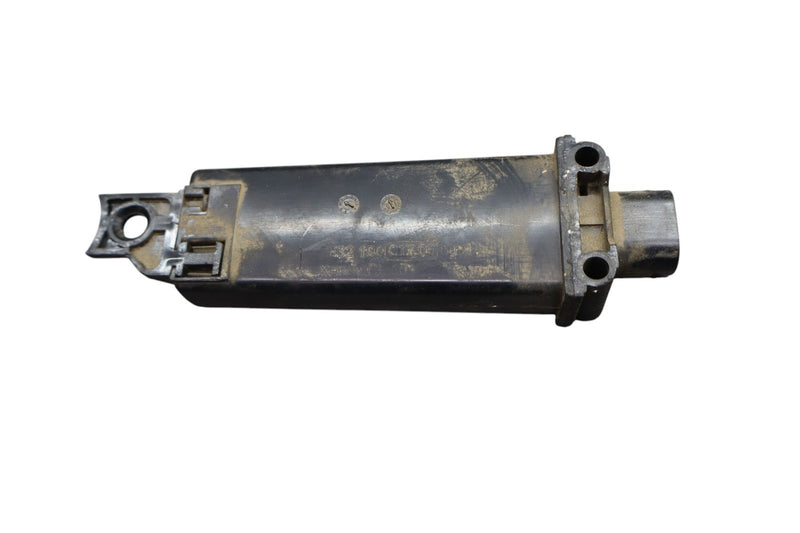 Load image into Gallery viewer, 05-13 Maserati Quattroporte M139 TPMS Tire Pressure Monitor Sensor 224562 Oem
