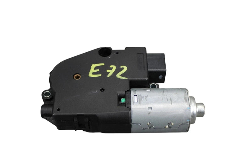 Load image into Gallery viewer, 09-15 Jaguar XF XFR X250 Sunroof Sun Roof Adjustable Gear Motor 8X23F53508AA Oem
