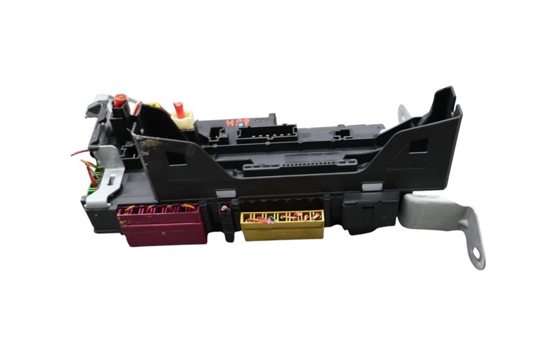 Load image into Gallery viewer, 10-18 Mercedes W218 CLS550 E350 E400 Rear SAM Fuse Box Relay Control Oem
