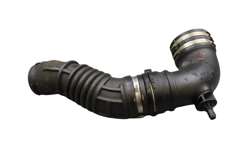 Load image into Gallery viewer, 14-17 Maserati Ghibli Right Turbo Intercooler Hose Air Duct Tube 670001590 Oem
