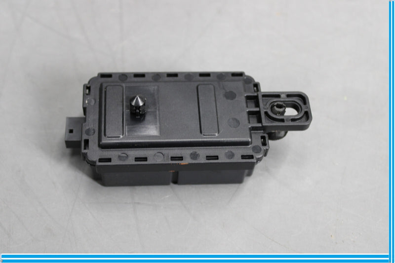Load image into Gallery viewer, 12-18 BMW 320i 328i F30 Keyless Entry Radio Audio Remote Control Module Oem
