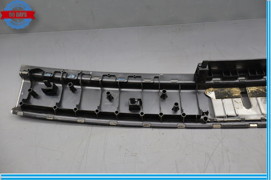 11-17 Volkswagen Touareg Trunk Scuff Plate Sill Trim Panel 7P0863459 Oem