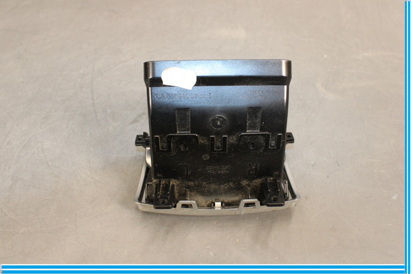 Load image into Gallery viewer, 07-13 Mercedes W221 S550 S600 Rear Center Console AC A/C Air Vent Oem
