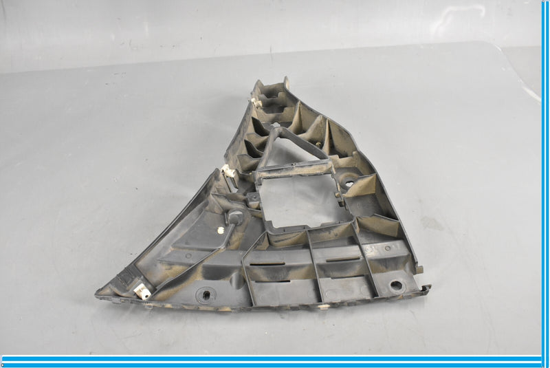 Load image into Gallery viewer, 10-18 Jaguar XJ XJL X351 Rear Right Passenger Side Bumper Mounting Bracket Oem
