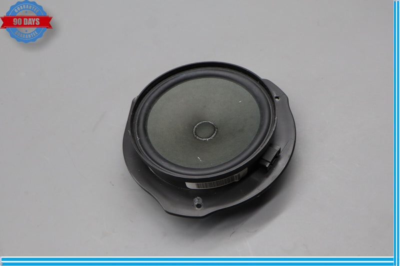 Load image into Gallery viewer, 08-15 Mercedes W204 C250 C300 GLK350 Front Right Side Door Sound Speaker Oem
