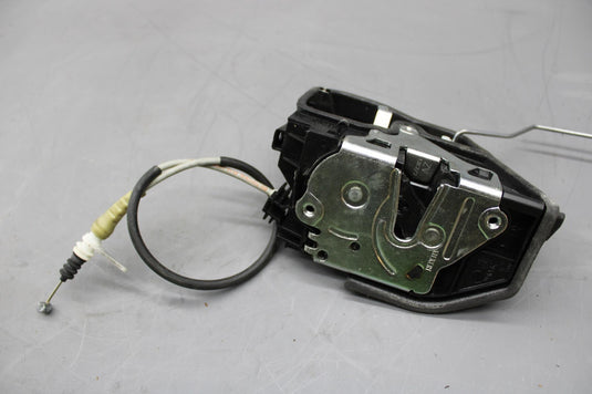 11-16 BMW 528i 535i 550i xDrive Rear Right Side Door Lock Latch Assembly Oem