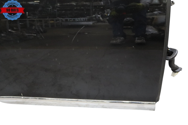 Load image into Gallery viewer, 11-16 Hyundai Equus Rear Right Passenger Side Door Shell Panel 77004-3N000 Oem
