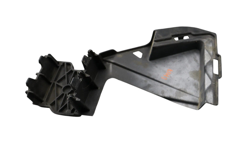 Load image into Gallery viewer, 10-15 Mercedes C250 C350 E350 W207 Left Side Bumper Retainer Black Oem
