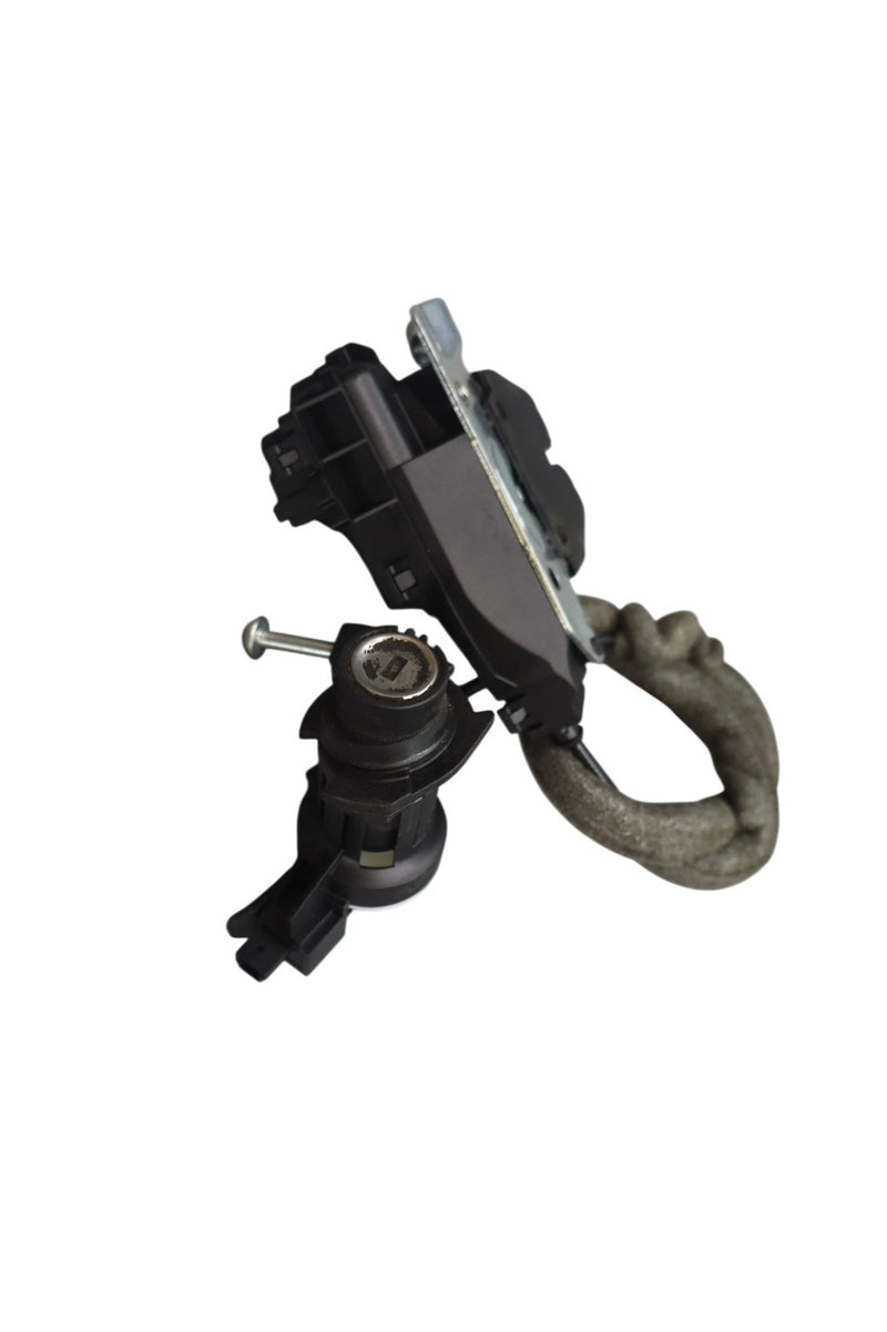 Load image into Gallery viewer, 08-17 Mercedes W212 E350 E400 C350 Trunk Lid Latch Lock Actuator 2047500185 Oem
