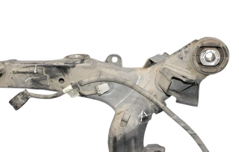 Load image into Gallery viewer, 15-17 Hyundai Genesis Rear Suspension Subframe Crossmember  55405B1050 Oem
