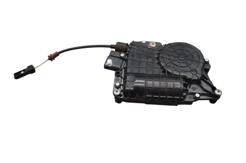 Load image into Gallery viewer, 09-15 BMW 750i 750Li xDrive Left/Right Side Door Soft Close Latch Assembly OEM
