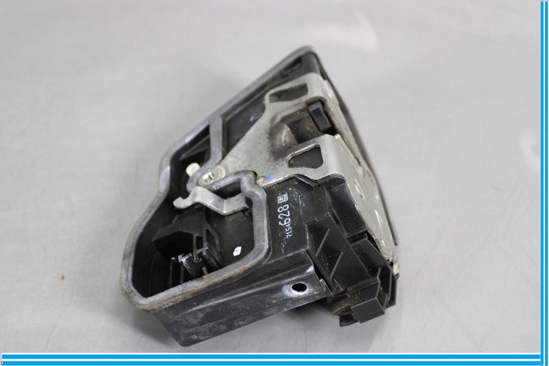 Load image into Gallery viewer, 04-10 BMW 645Ci 650i Front Right Passenger Door Lock Latch Actuator Oem
