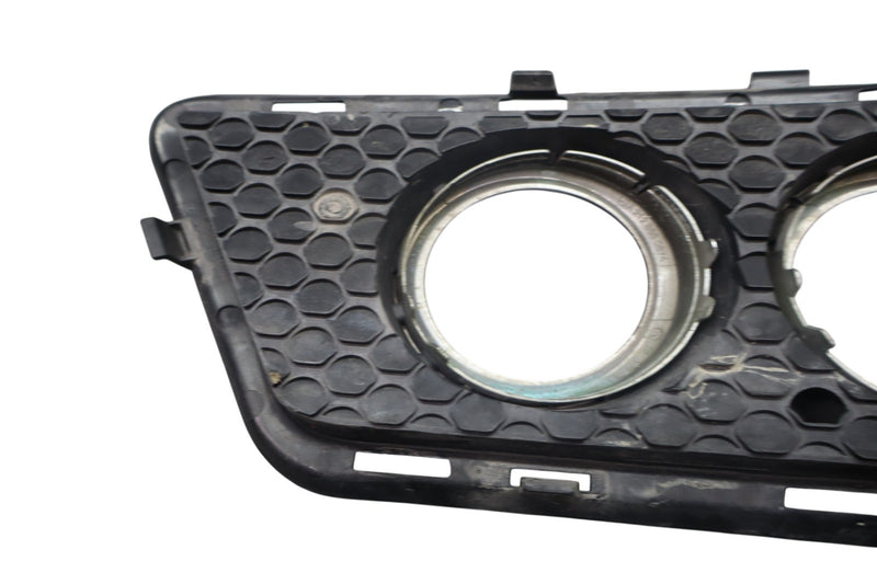 Load image into Gallery viewer, 10-13 Mercedes W212 E550 E350 Front Right Side Bumper Fog Lamp Grille Oem
