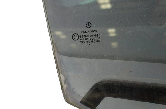 00-06 Mercedes W215 CL500 CL55 Front Right Passenger Side Door Window Glass Oem