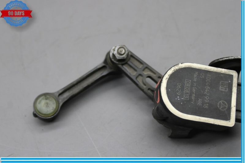 Load image into Gallery viewer, 14-18 Mercedes W117 CLA250 Rear Right Suspension Height Level Sensor Oem
