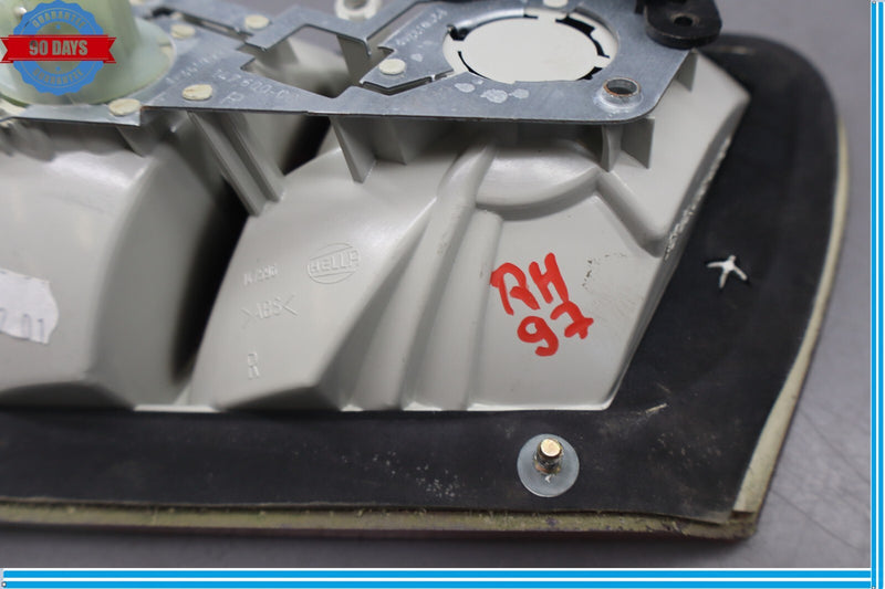 Load image into Gallery viewer, 97-03 Mercedes W208 CLK320 CLK430 Right Passenger Side Inner Tail Light Lamp Oem
