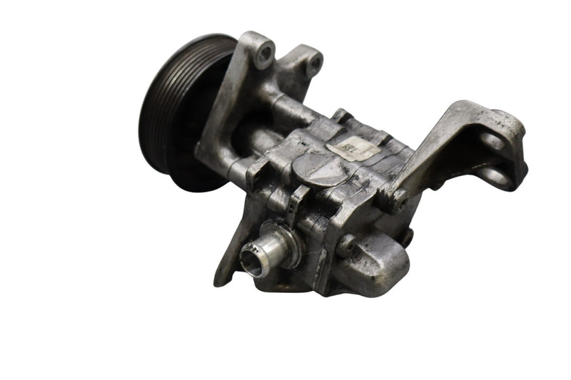Load image into Gallery viewer, 09-10 BMW E70 X5 3.0L Power Steering Pump 32416783892 Oem
