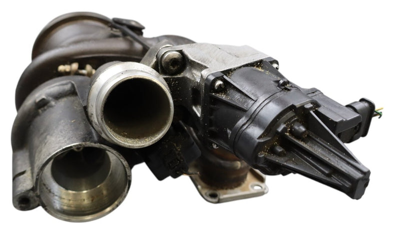 Load image into Gallery viewer, 13-16 BMW 320i XDRIVE Engine Turbo Turbocharger W/ Manifold 4947714010 Oem
