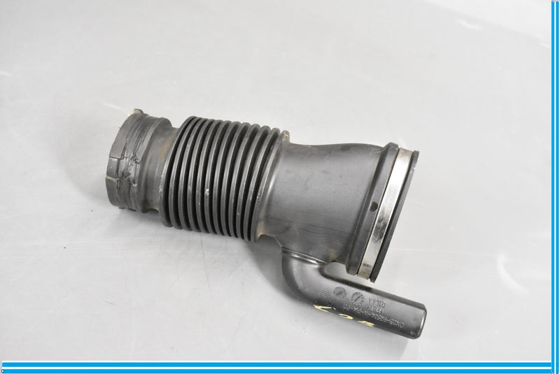 Load image into Gallery viewer, 10-19 Jaguar XJ XJL S/C Air Cleaner Inlet Intake Pipe Hose Tube Oem
