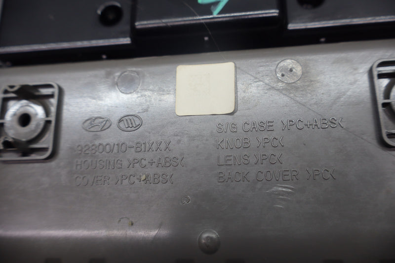 Load image into Gallery viewer, 15-17 Hyundai Genesis G80 Front Upper Interior Overhead Dome Light Lamp Oem
