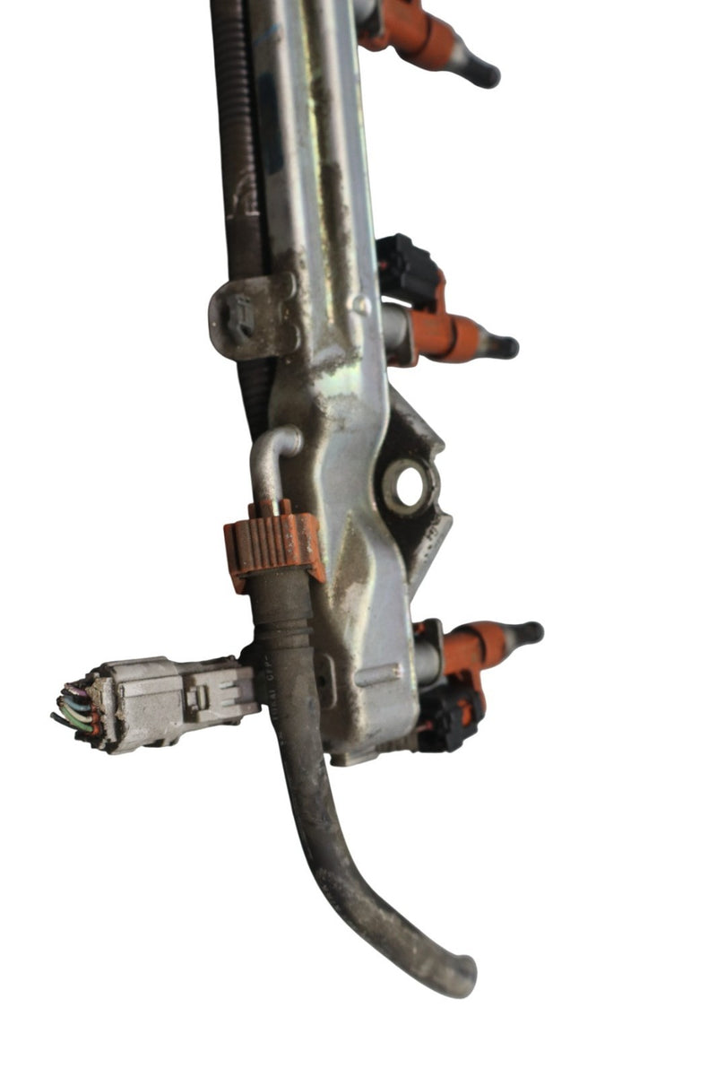 Load image into Gallery viewer, 07-17 Lexus USF40 LS460 LS460L Left Driver Side Outer Fuel Injection Rail Oem
