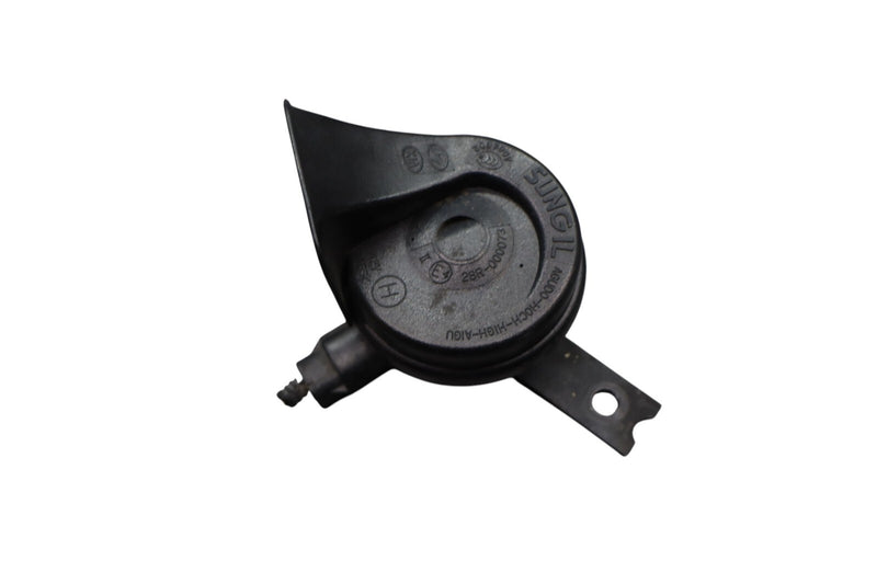 Load image into Gallery viewer, 11-16 Hyundai Equus High Pitch Note Tone Horn Siren Black 96620-3N000 Oem
