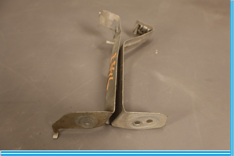 Load image into Gallery viewer, 08-18 Mercedes CLS550 E550 E350 Front Left Driver Side Bumper Bracket Oem
