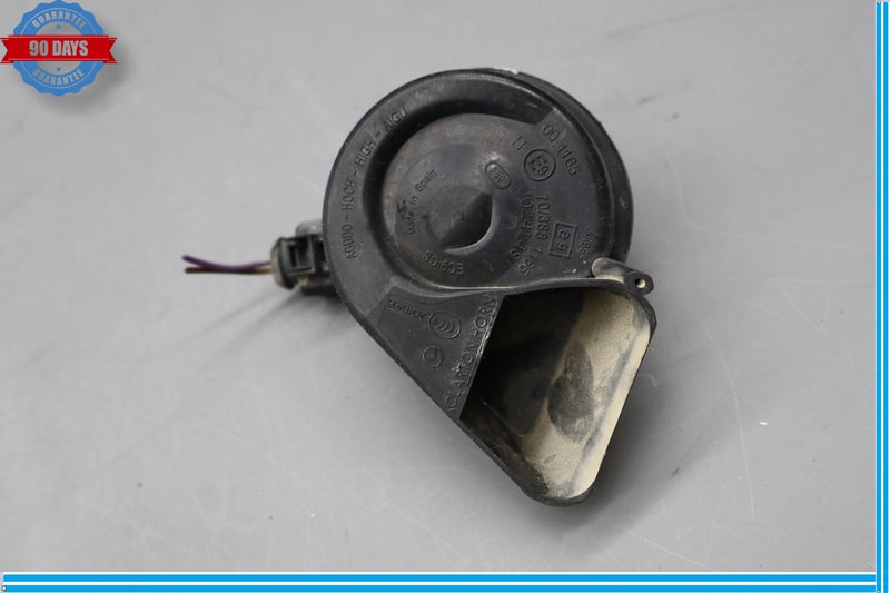 Load image into Gallery viewer, 11-17 Volkswagen VW Touareg Anti Theft Alarm Horn Siren Hight Note Tune Oem
