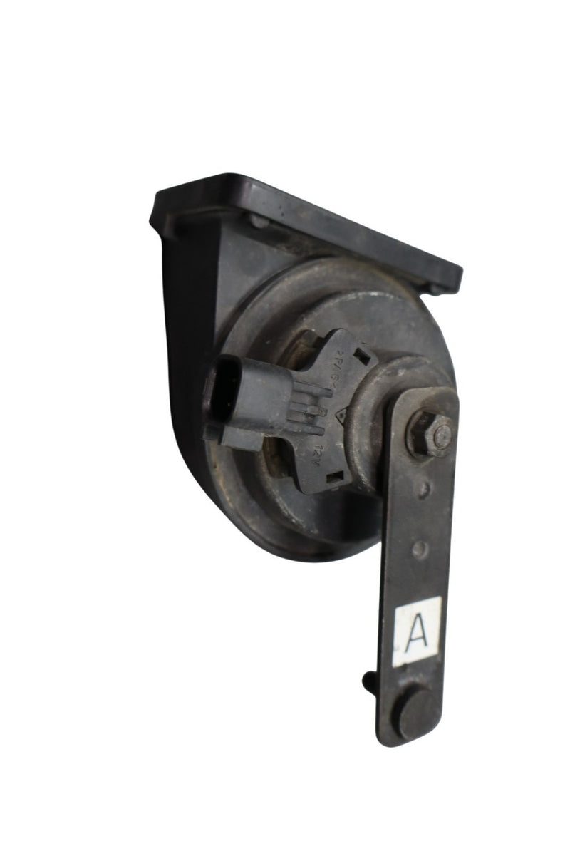 Load image into Gallery viewer, 16-20 Jaguar XF XE X260 Right Passenger Side High Note Tone Horn Signal Oem
