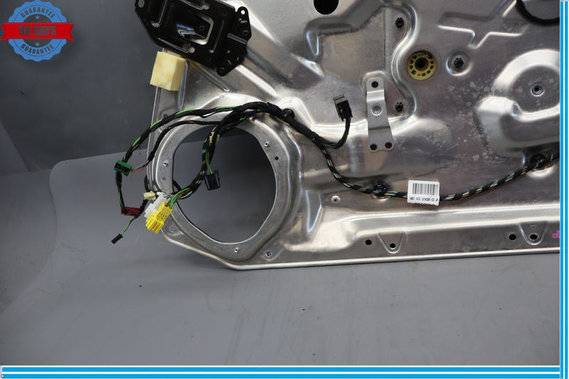 Load image into Gallery viewer, 08-14 Mercedes W204 C250 C300 Front Right Passenger Door Window Regulator Oem
