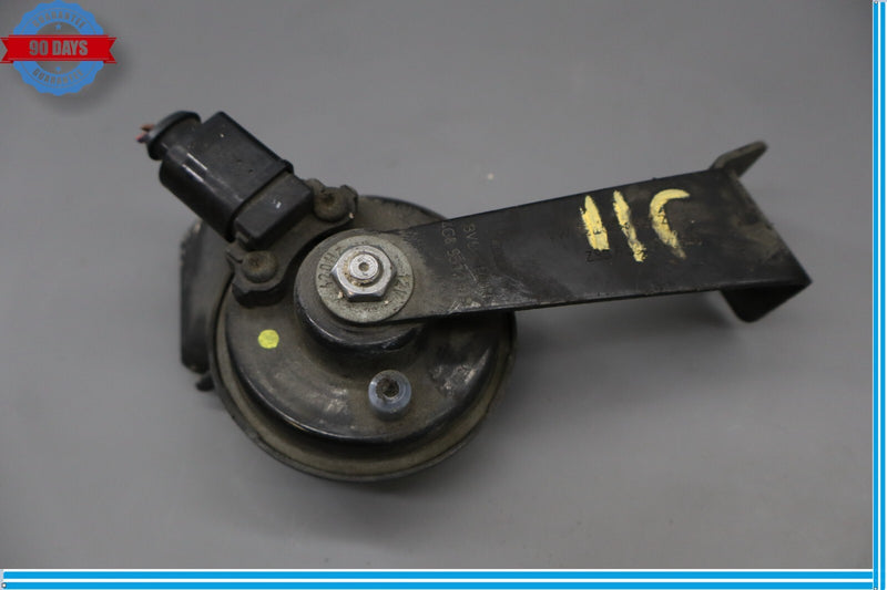Load image into Gallery viewer, 11-20 Audi A7 Quattro S8 Right Side Low Note Tone Horn Signal &amp; Bracket Oem
