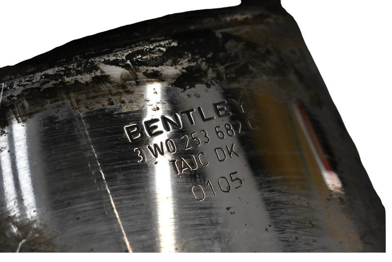 Load image into Gallery viewer, 04-12 Bentley Continental Flying Spur Rear Right Exhaust Tip 3W0253682 OEM
