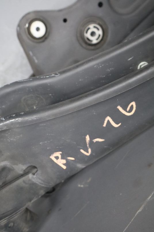 10-18 Mercedes W212 E350 CLS400 CLS550 Rear Subframe Sub Frame Crossmember Oem