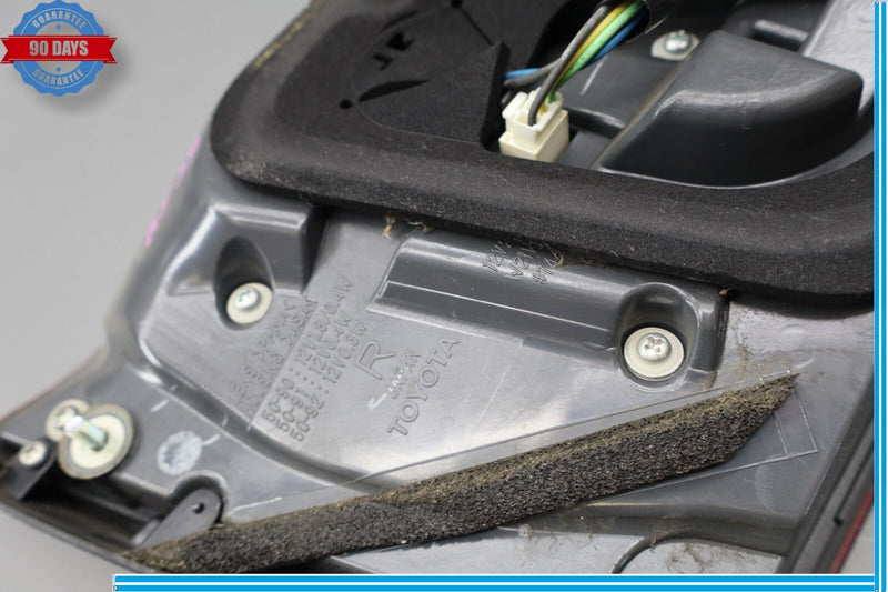 Load image into Gallery viewer, 07-09 Lexus LS460 LS600h XF40 Rear Right Passenger Side Inner Taillight Lamp Oem
