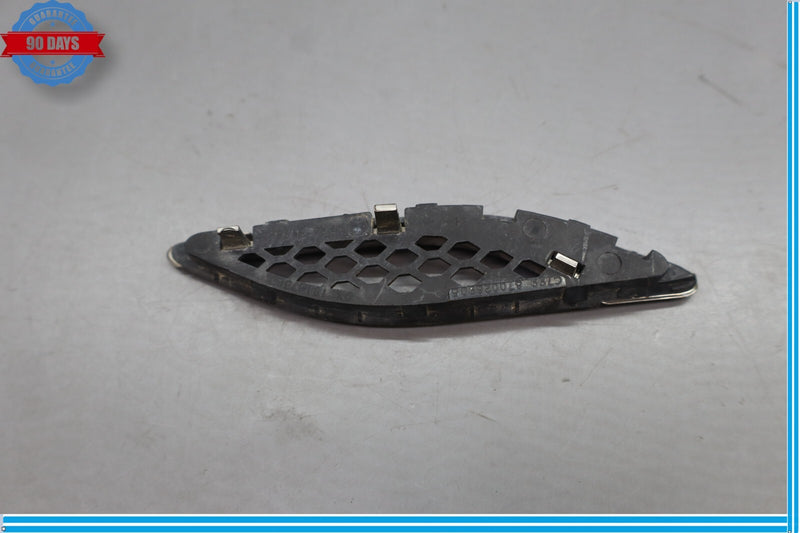 Load image into Gallery viewer, 14-21 Maserati Ghibli M157 Right Or Left Side Fender Grill Grille Molding Oem
