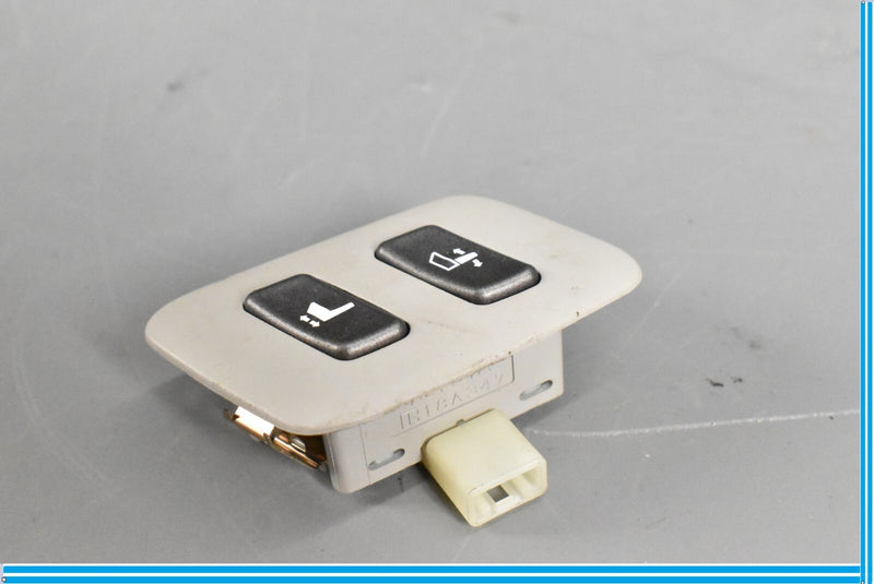 Load image into Gallery viewer, 07-09 LEXUS USF40 LS460 FRONT RIGHT SEAT ADJUSTMENT BUTTON SWITCH OEM
