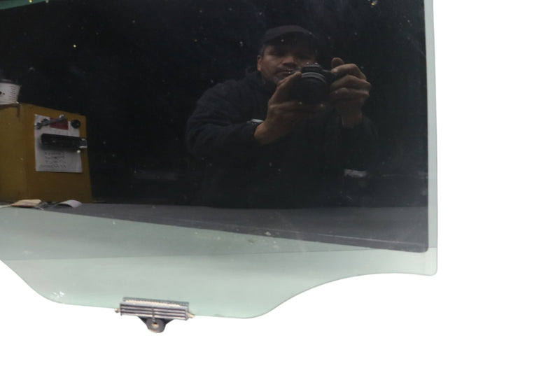 Load image into Gallery viewer, 11-15 Kia Optima Hybrid TF Rear Right Passenger Side Door Window Glass Oem
