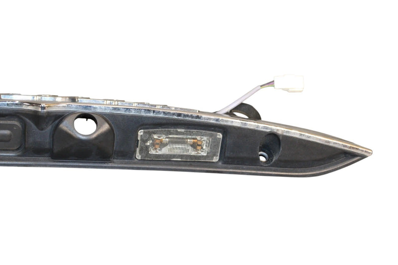 Load image into Gallery viewer, 14-17 Maserati Ghibli Trunk Deck Lid License Light Lamp Molding Cover 670010759
