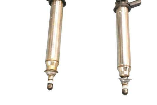 12-16 Mercedes W207 E350 Right Side Fuel Injection Rail Line w/ Injectors OEM