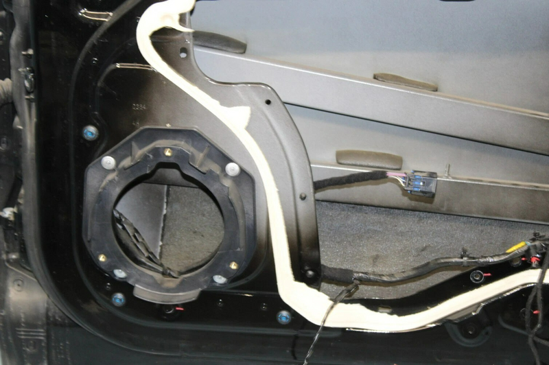 Load image into Gallery viewer, 14-17 Maserati Ghibli Front Right Passenger Side Door Shell Panel Exterior Oem
